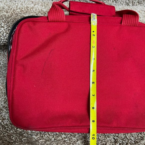 Ricardo Beverly Hills Santa Cruz Red Accessories Bag. - Picture 6 of 10